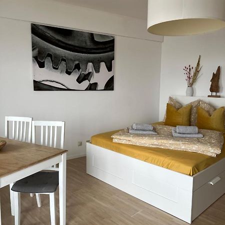 אוגסבורג Cityapartment Im 33. Stock מראה חיצוני תמונה